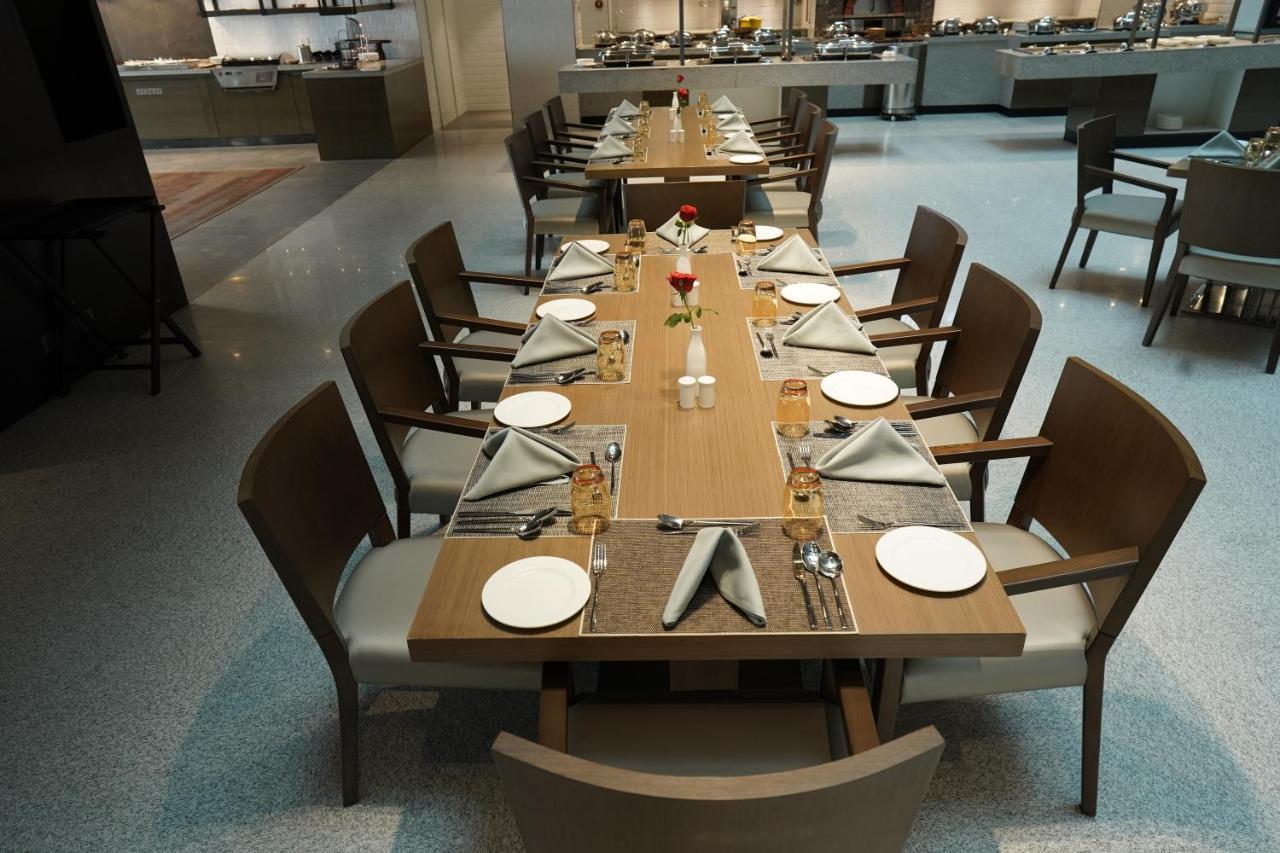 Gokulam Grand Trivandrum Thiruvananthapuram Екстериор снимка