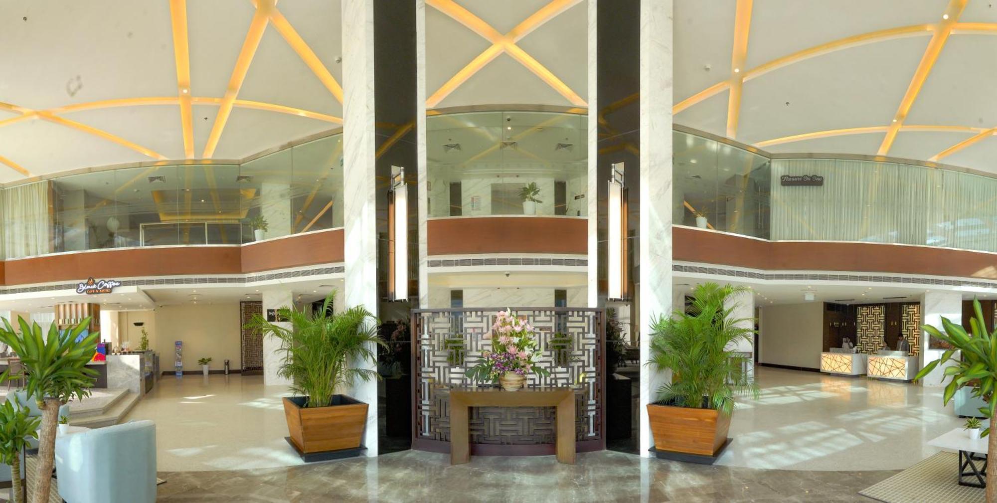 Gokulam Grand Trivandrum Thiruvananthapuram Екстериор снимка