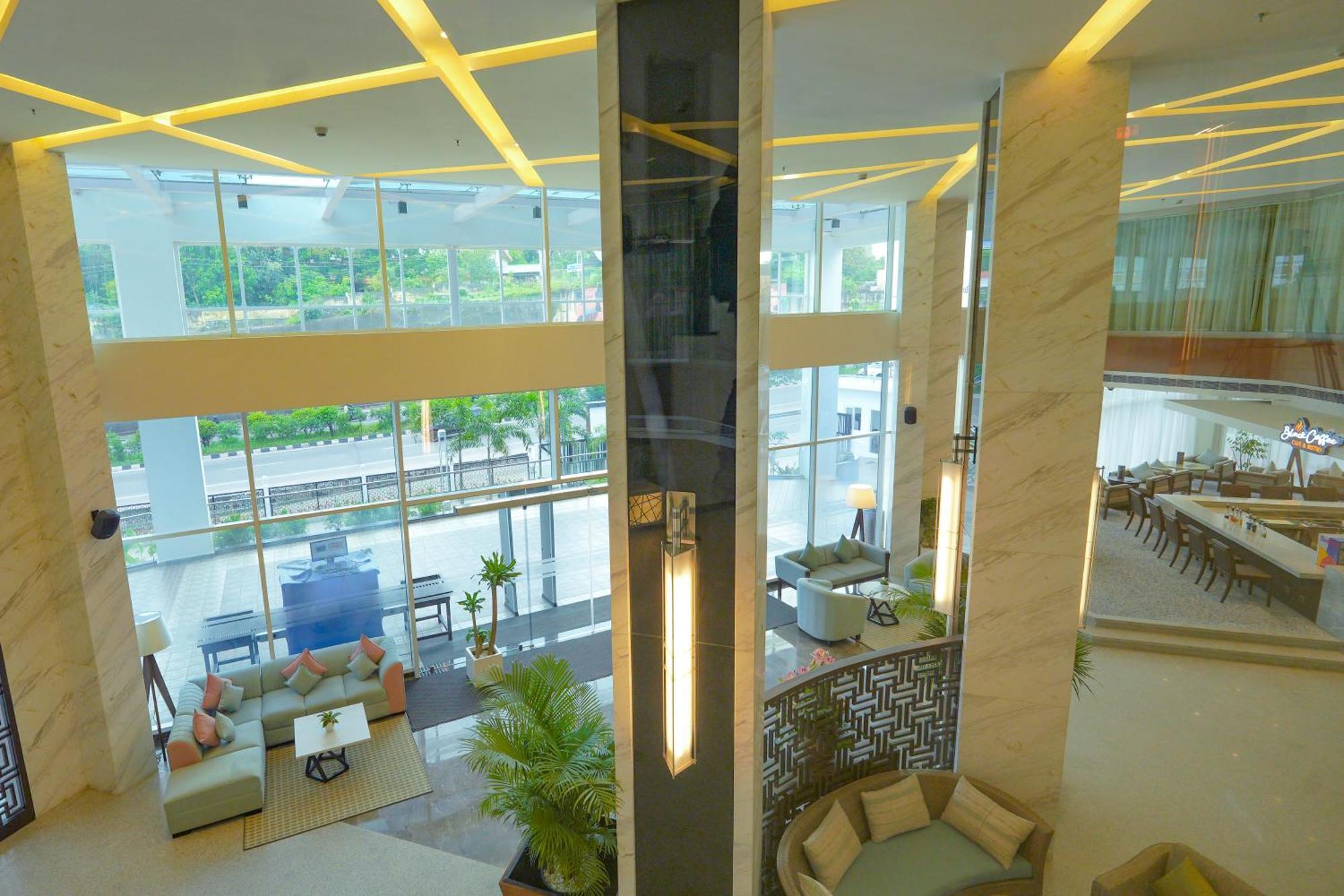 Gokulam Grand Trivandrum Thiruvananthapuram Екстериор снимка