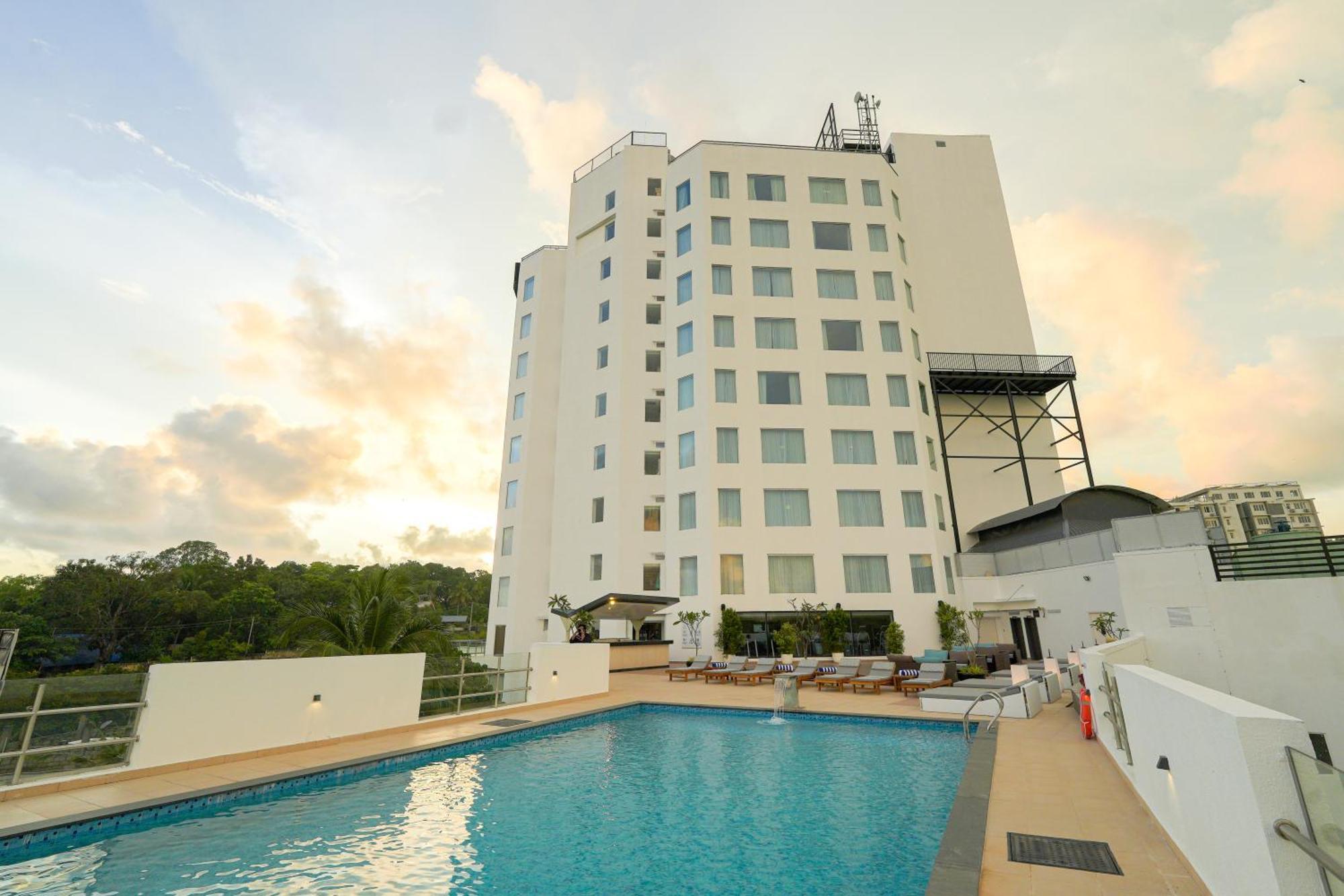 Gokulam Grand Trivandrum Thiruvananthapuram Екстериор снимка
