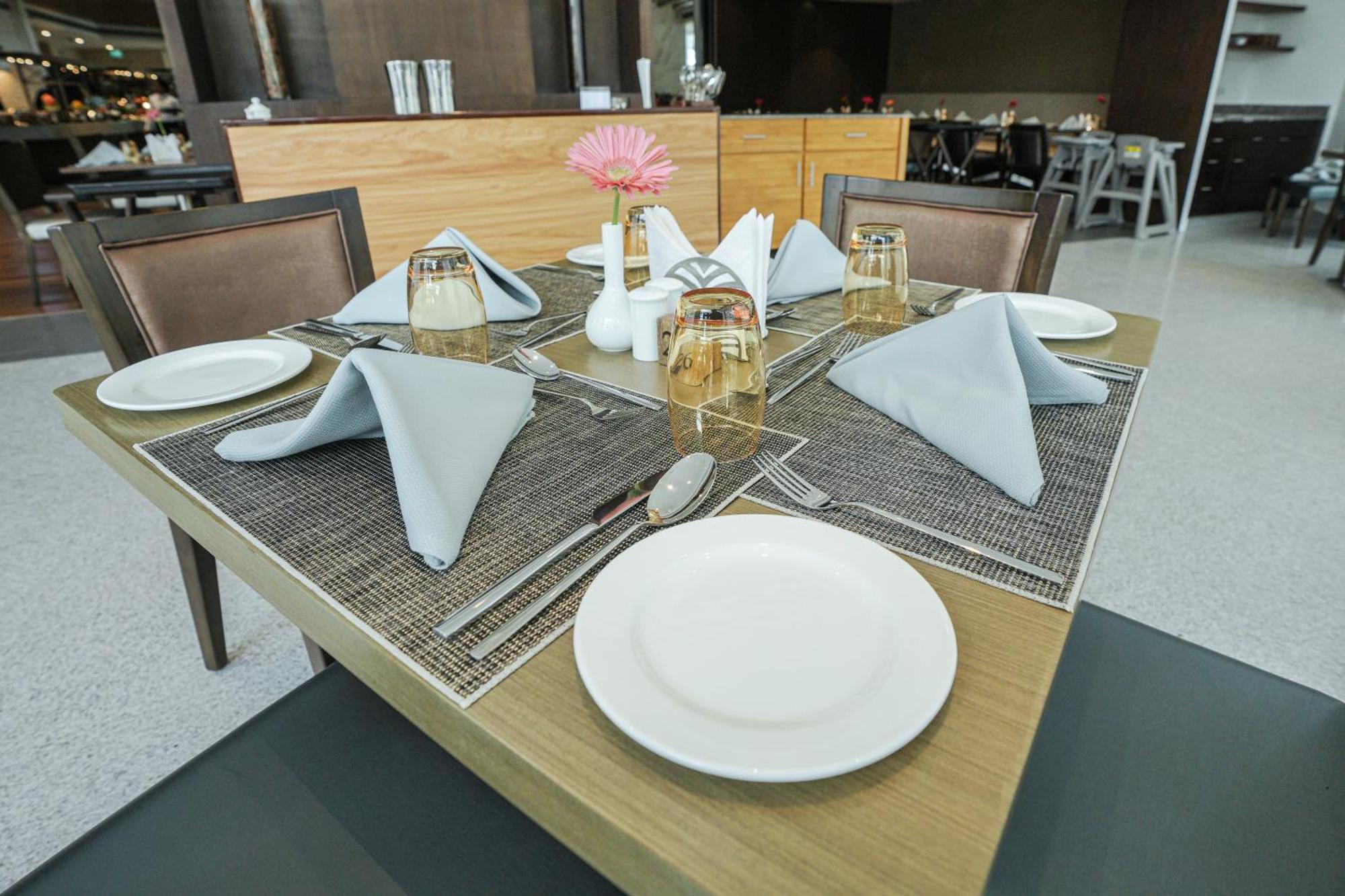 Gokulam Grand Trivandrum Thiruvananthapuram Екстериор снимка